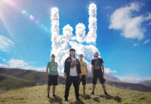 🤘 ULTRA VOMIT • DOIGTS DE METAL