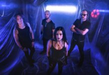 HELL IN THE CLUB News/ Nouveau single et vidéo “Carolina Reaper”
