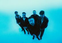 Anberlin dévoile “Nevertake”, leur version réimaginée de “Never Take Friendship Personal”, avec Matty Mullins au chant sur tous les morceaux.