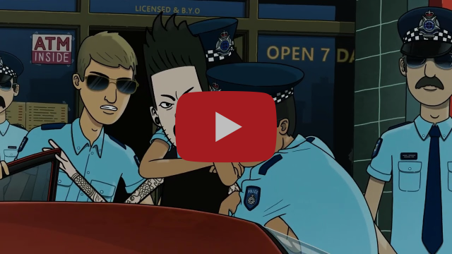 Image extraite du clip de « Democracy Manifest » montrant une arrestation policière devant une façade de bar