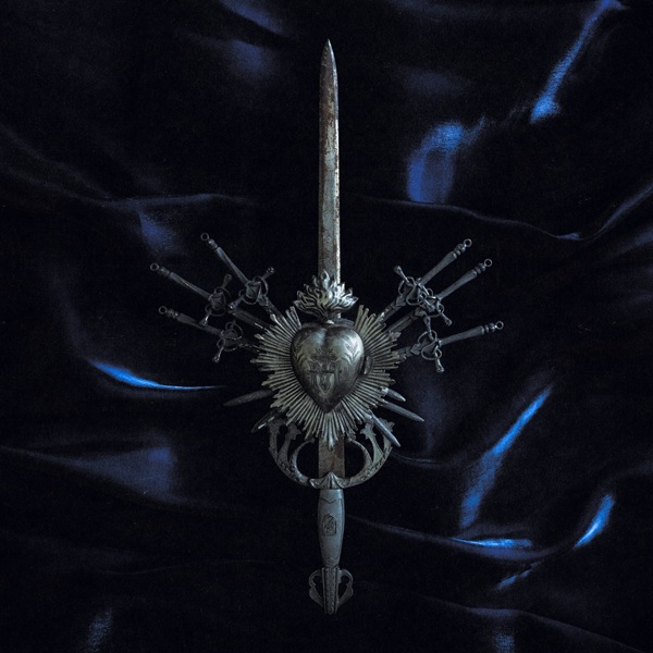Visuel du single « My Confession » de Mothica : une dague ornée d'un cœur sur fond de velours bleu nuit