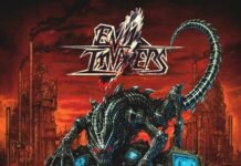 EVIL INVADERS annonce « Weaponized Chaos » et dévoile « D.S.S. » Pochette de l'album Weaponized Chaos d'EVIL INVADERS
