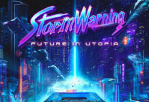 Stormwarning dévoile « Future In Utopia » pour janvier 2027 Pochette de l'album Future In Utopia de Stormwarning, avec une voiture de police dans une ville futuriste